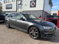 AUDI A4 AVANT